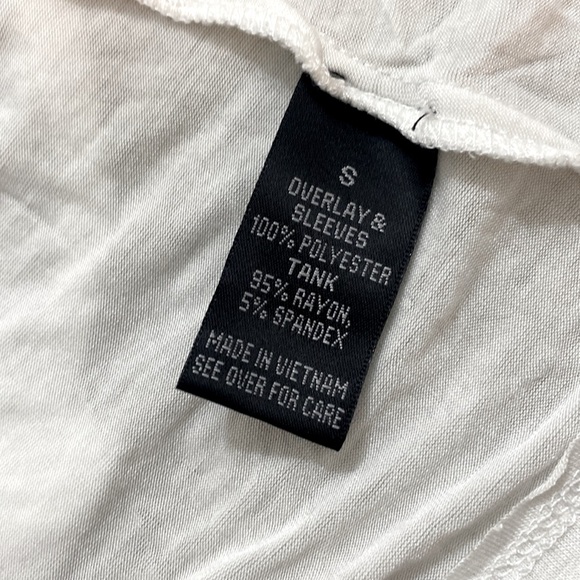 New- by & by White Overlay Cold Shoulder Arms Top - Picture 7 of 7